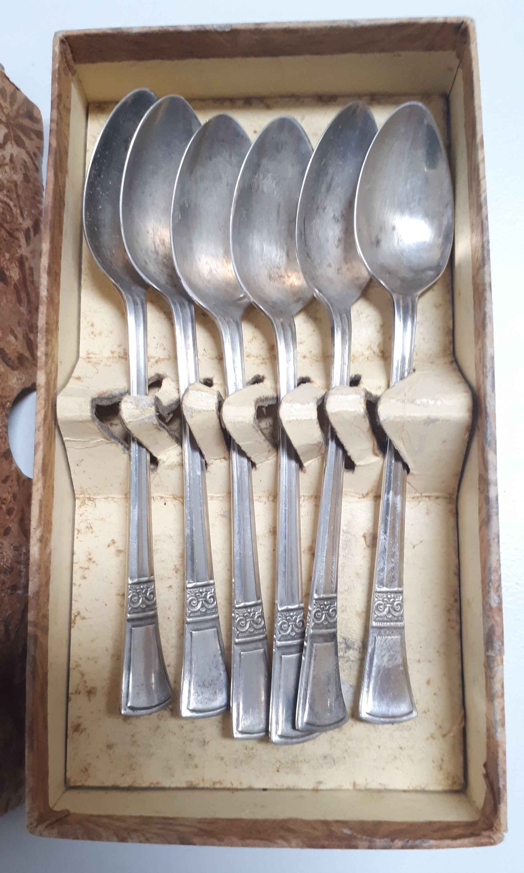 Set Of 6 Boxed Vintage Silver Plated Tea Spoons – Flared Handle Rd No. 829600