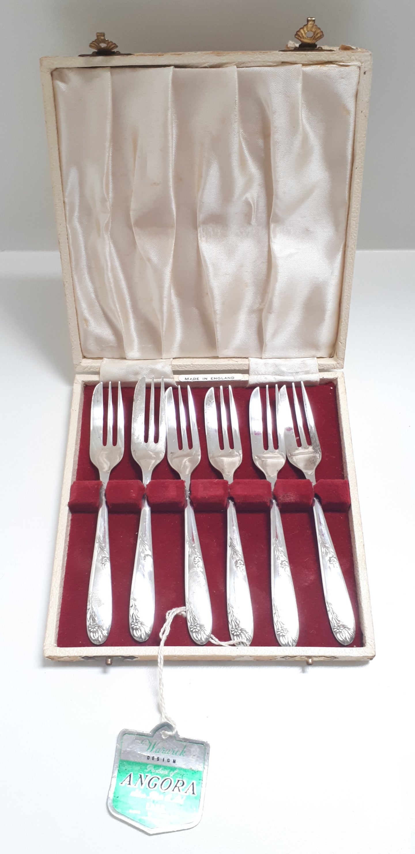 Angora Plate Co. Ltd. Warwick Design Cake Forks