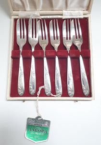 Angora Plate Co. Ltd. Warwick Design Cake Forks