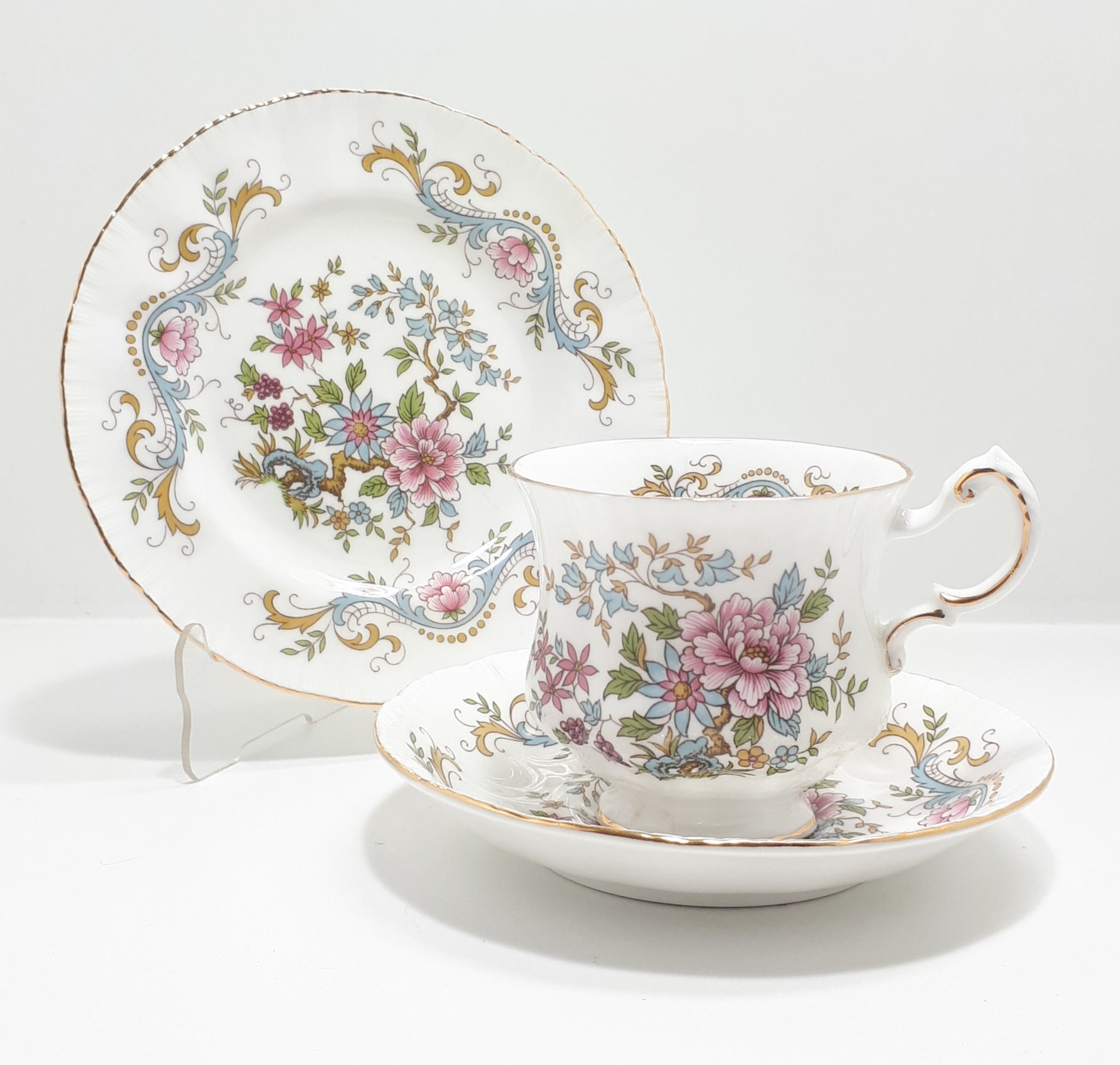 Royal Standard Tea Trio – Cup, Saucer & Tea Plate – Mandarin Pattern