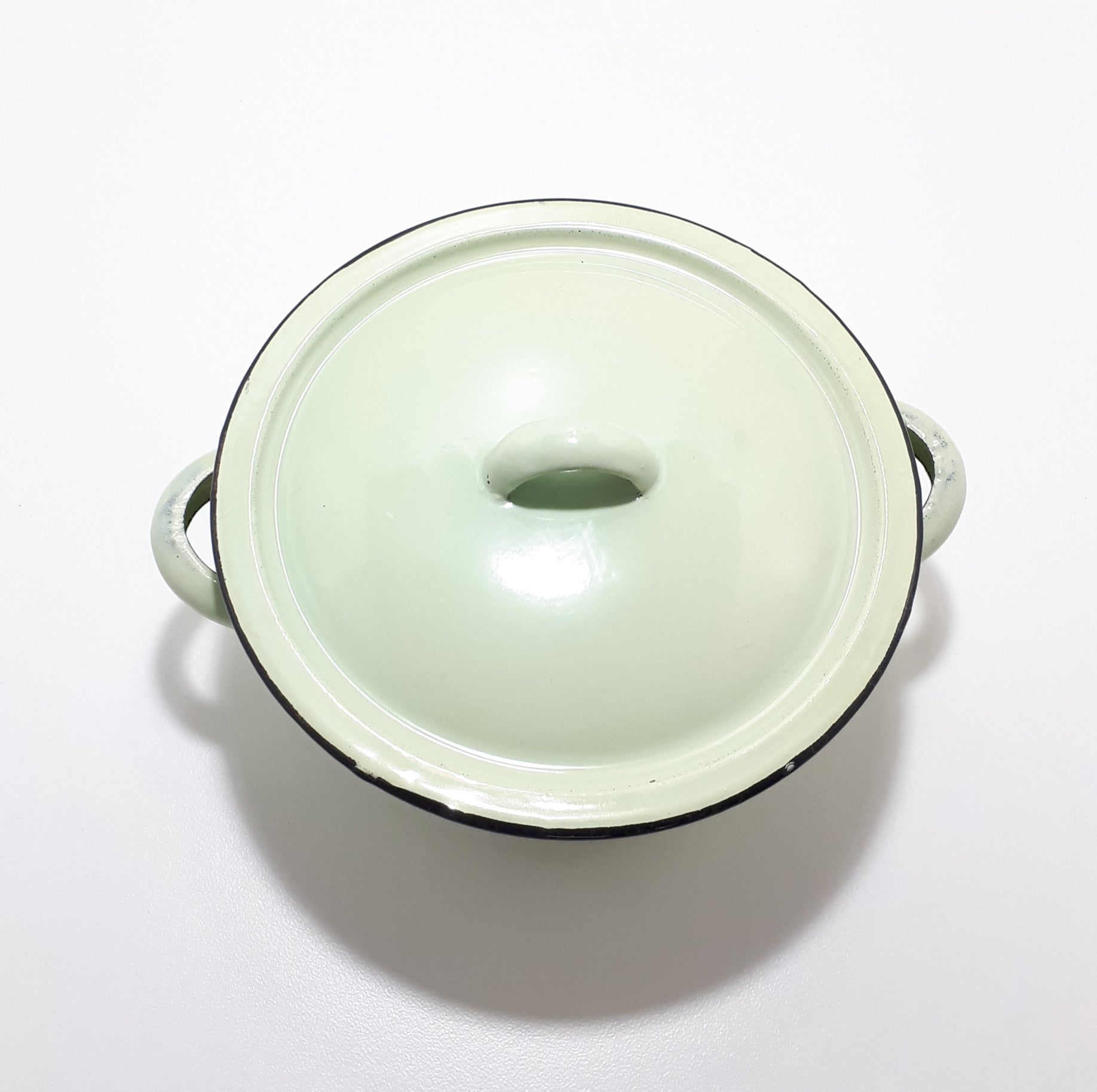 Enamel Lidded Vegetable Bowl