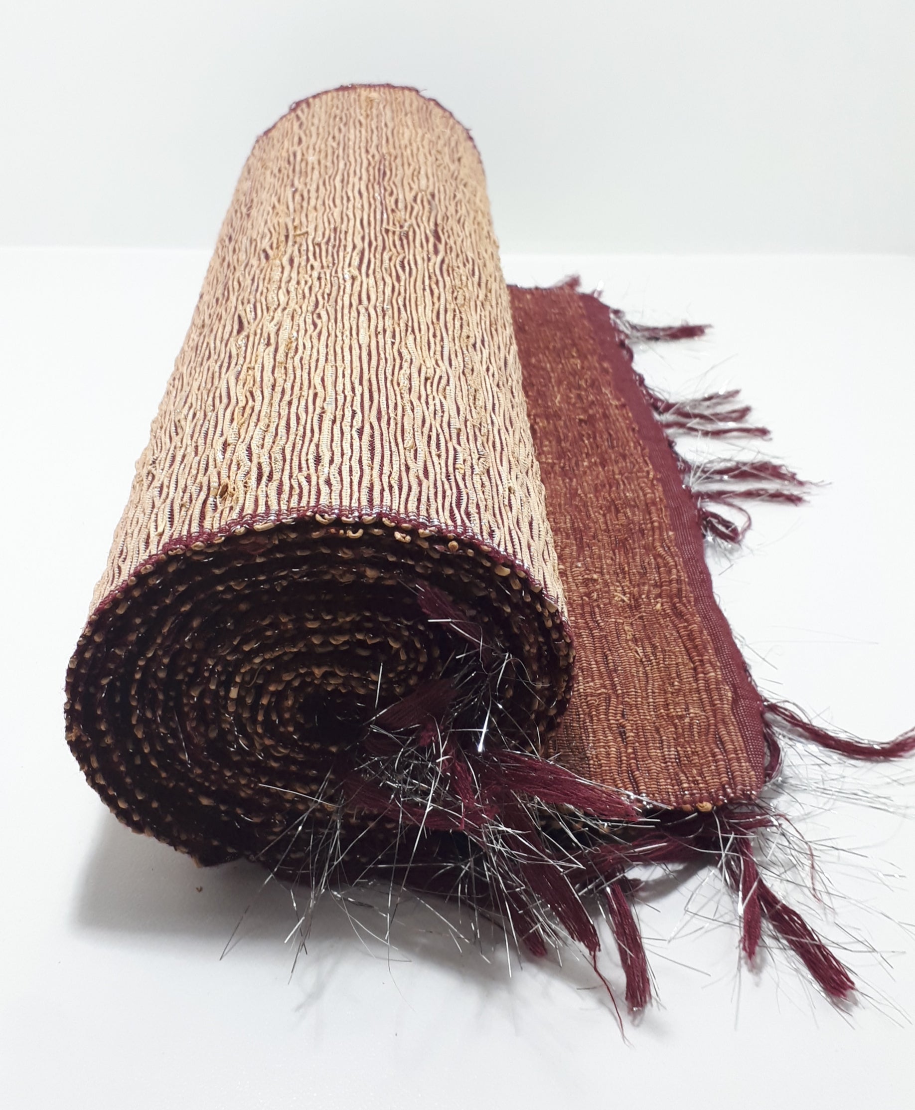 Set of 8 Reversible Burgundy & Gold Table Placemats With Silver Tinsel