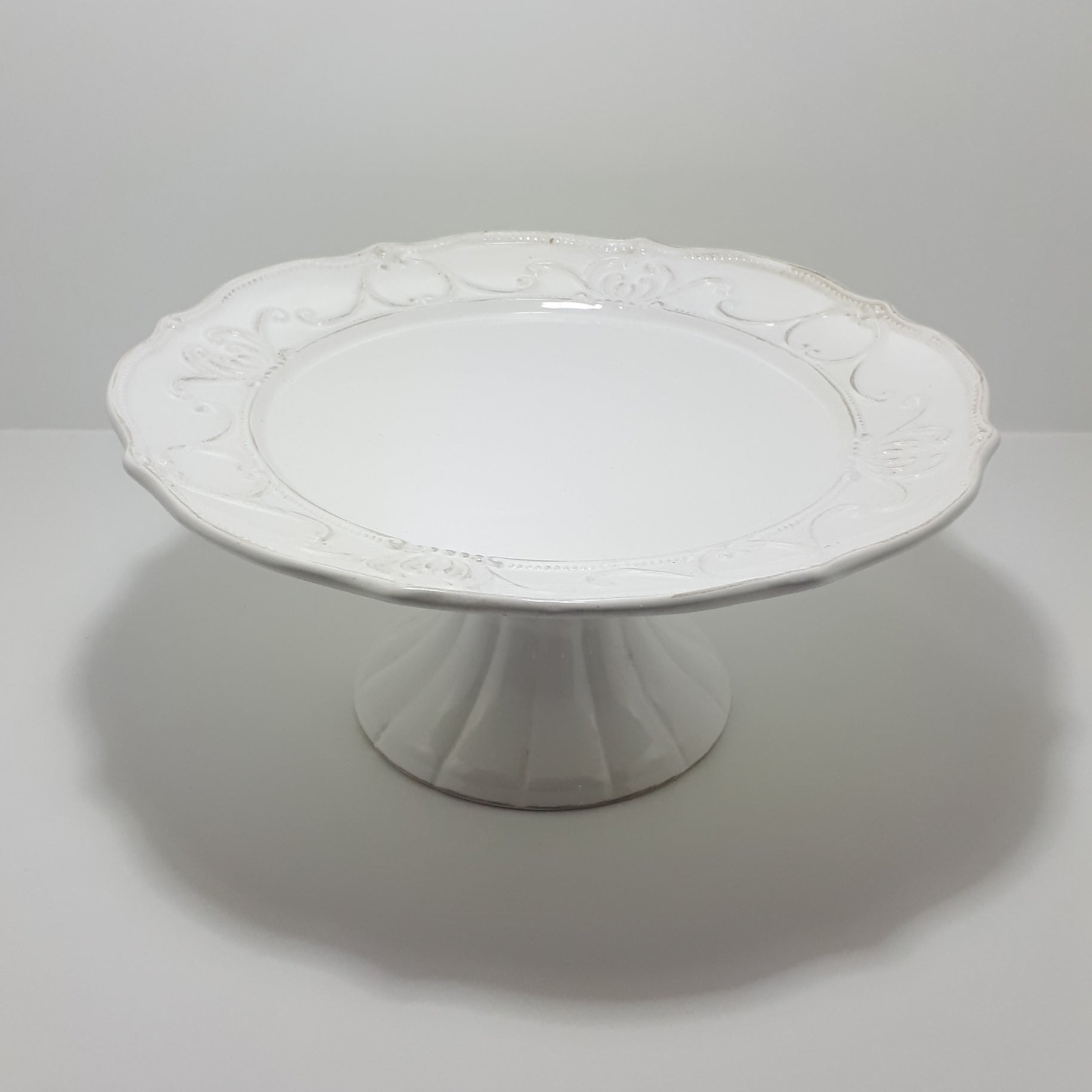 Country Kitchen Large Pedestal Cake Plate / Stand