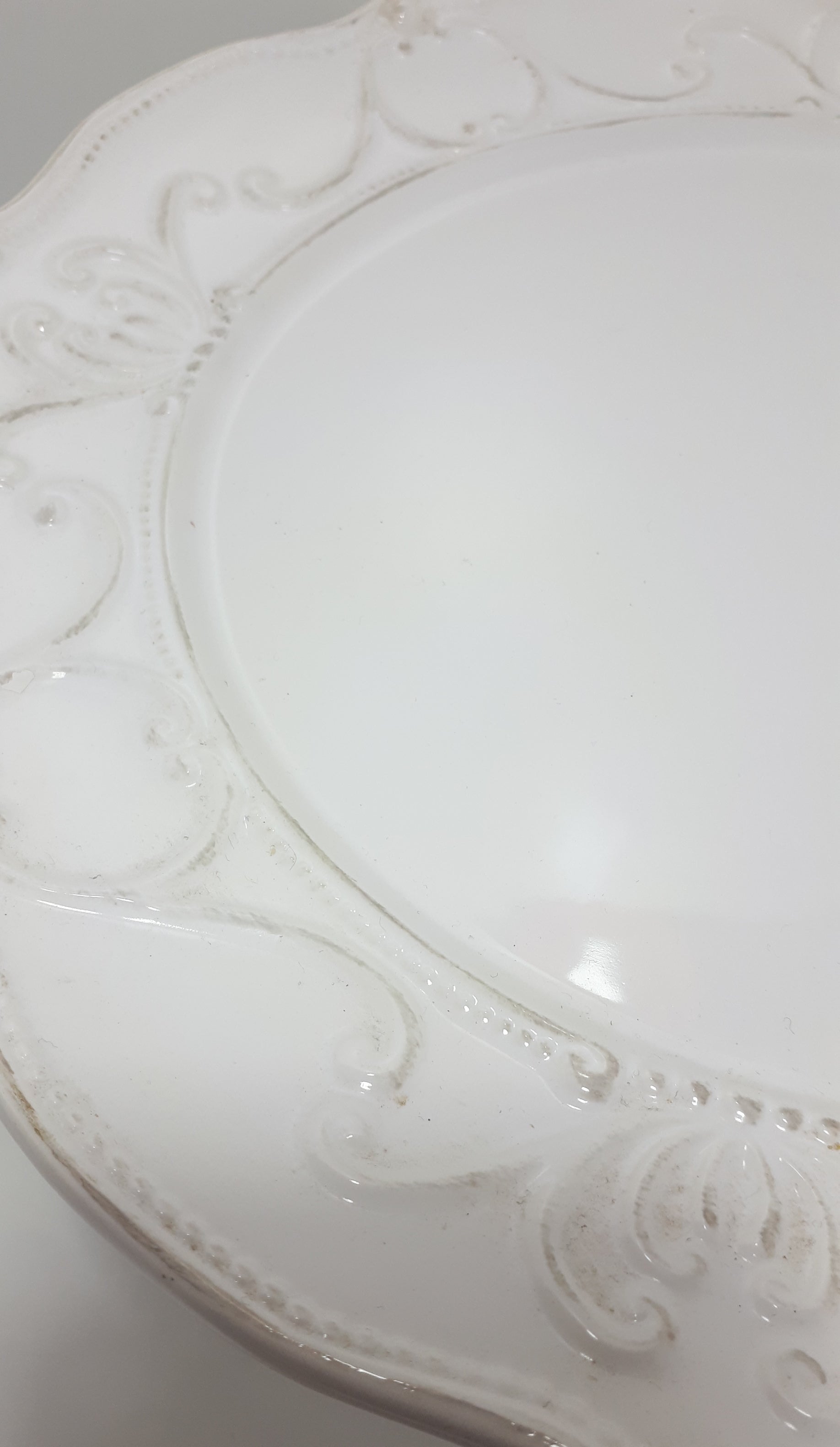 Country Kitchen Large Pedestal Cake Plate / Stand