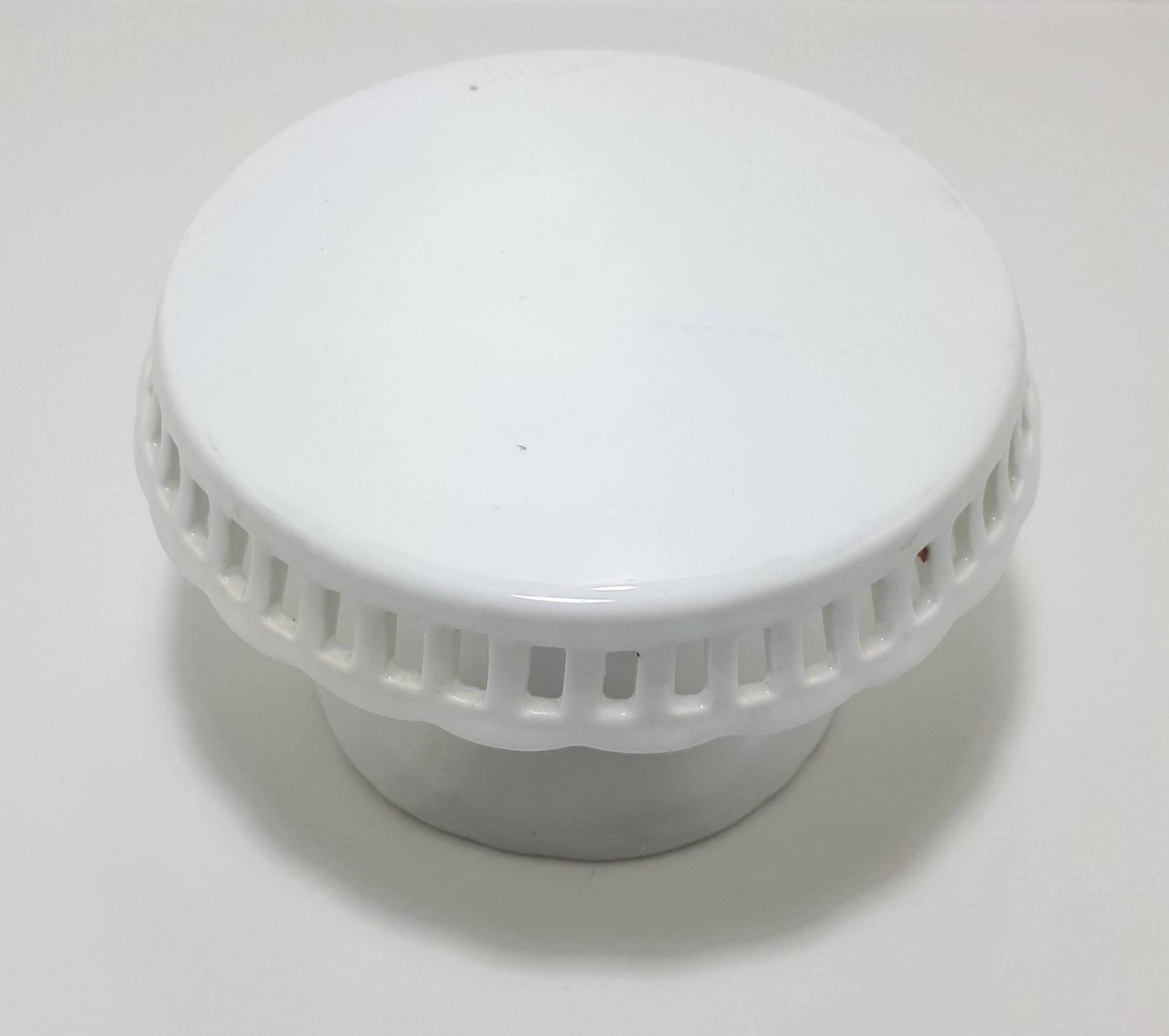 Contemporary Small Porcelain Pedestal Cake Plate / Stand