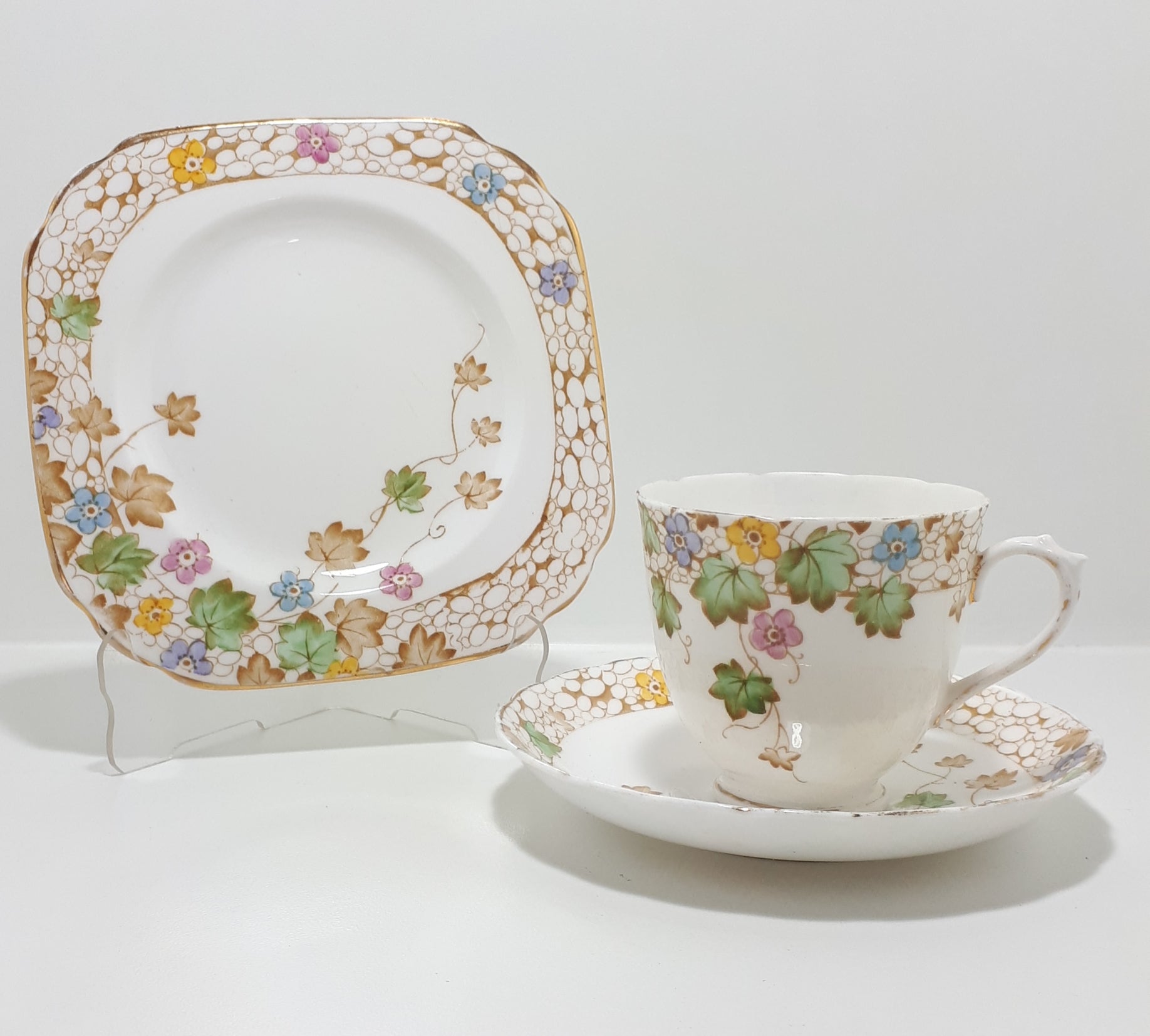 c. 1936+ Tuscan China Tea Trio In Soft Pastels & Ivy Leaf