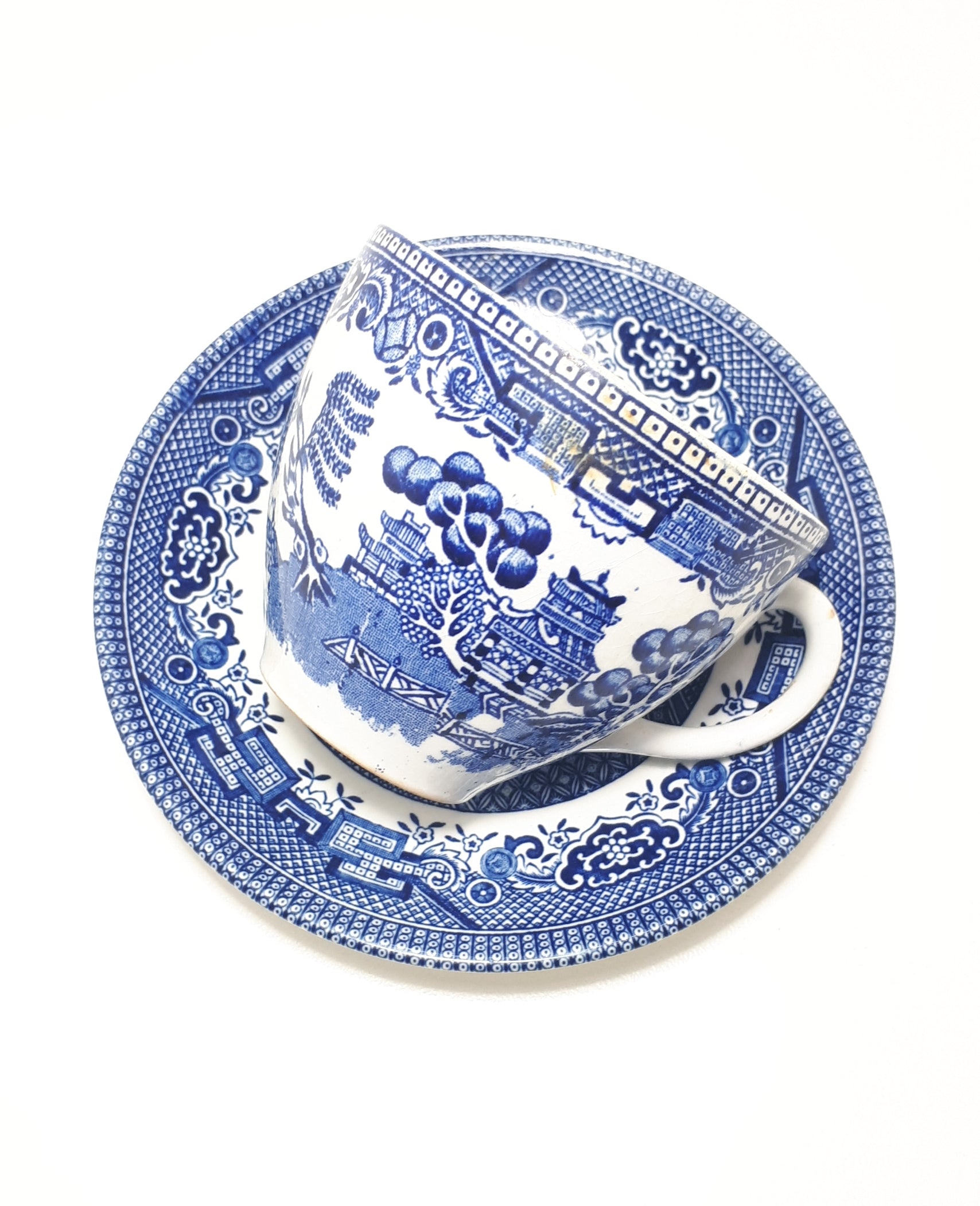 Antique Blue & White Willow Pattern Duo – Cup & Saucer