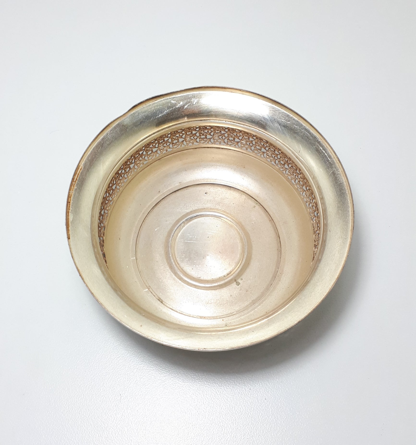 Vintage Pierced Silver Plated Filigree Patterned Bottle Coaster