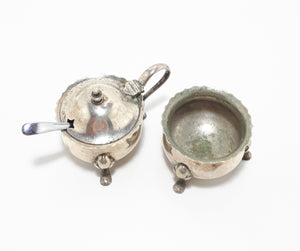 1900’s Antique Set Of Regis Plate Silver Plated Open Salt Pot & Mustard Pot With A Vintage Stainless Steel Mustard Spoon