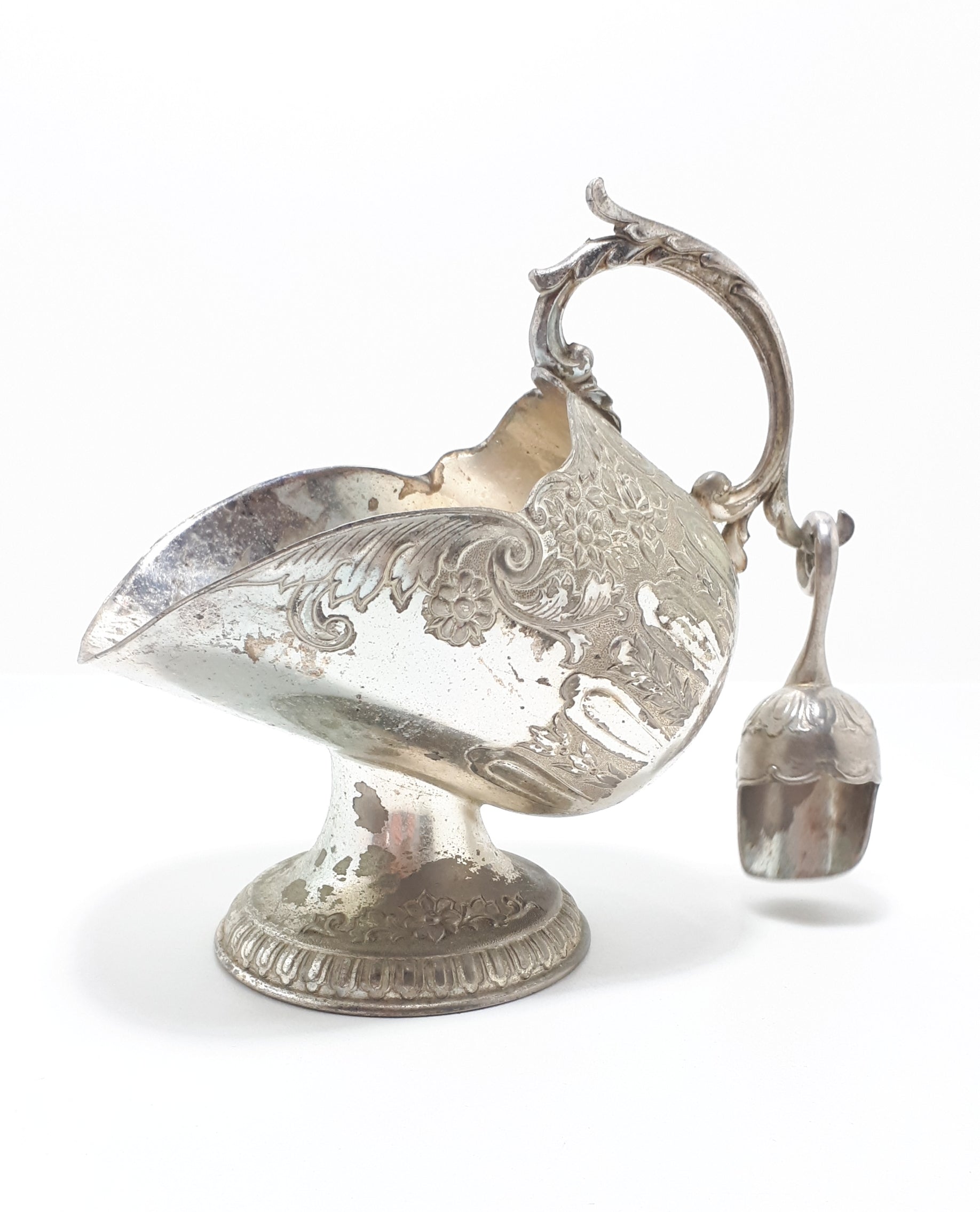 Vintage Elweco Silver Plated Sugar Scuttle With Original Sugar Scoop