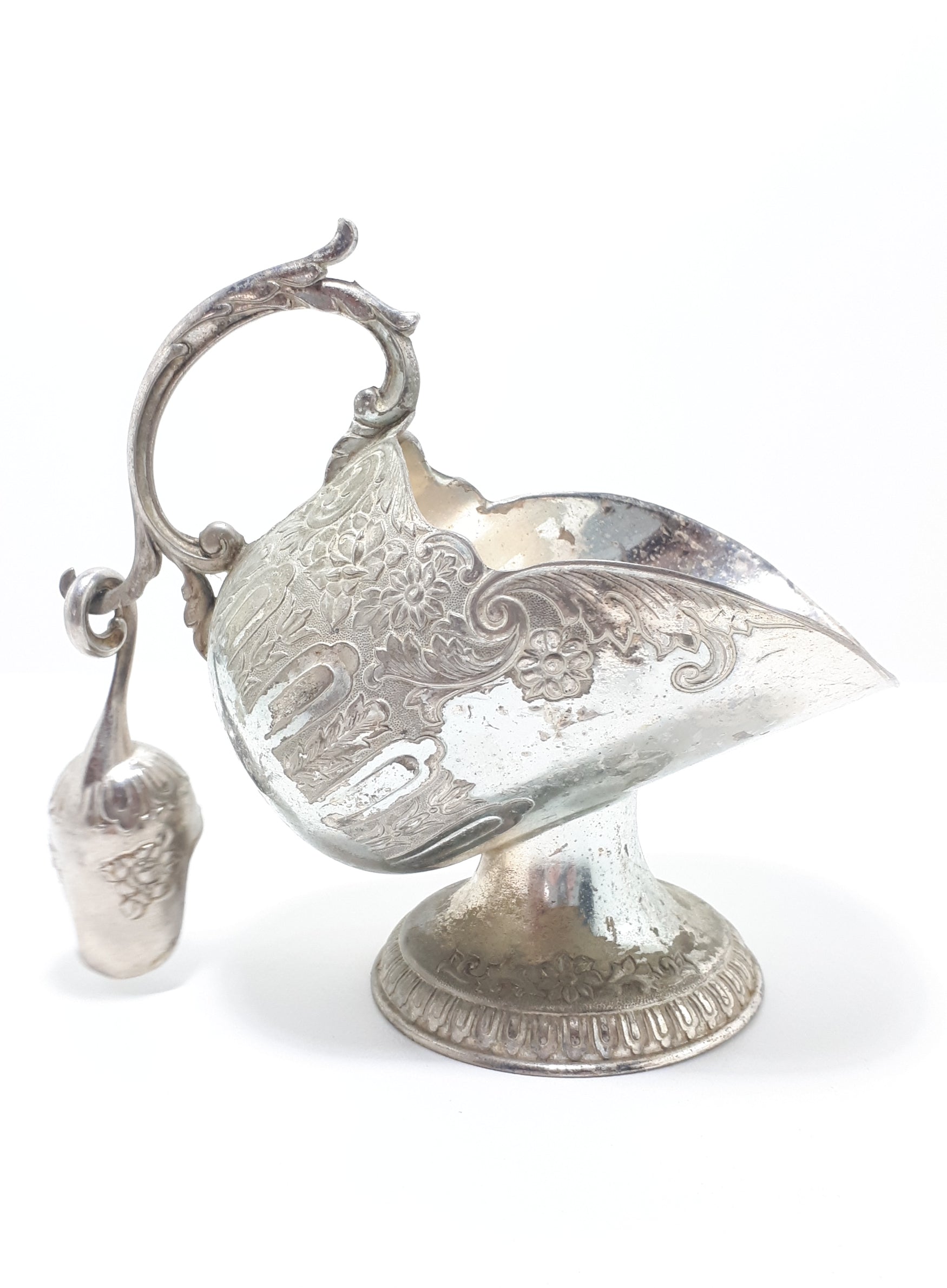 Vintage Elweco Silver Plated Sugar Scuttle With Original Sugar Scoop