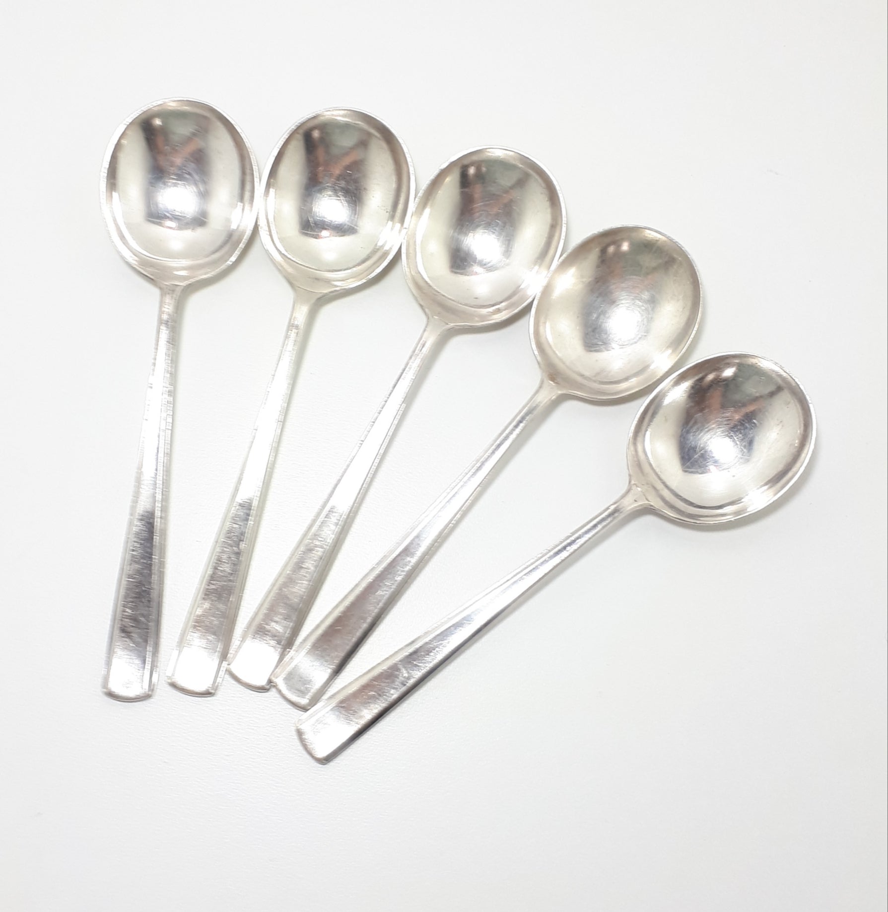 Rare Vintage Part Set Of 5 Identical Lonsdale Plate (A.E. Poston, Birmingham) Soup Spoons – Fluenci Handle Design