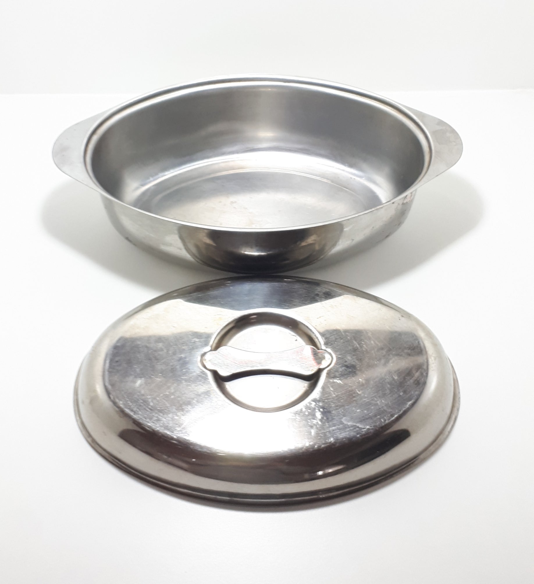 Vintage Oval Shaped Stainless Steel Deep Ovenware Roasting Pan