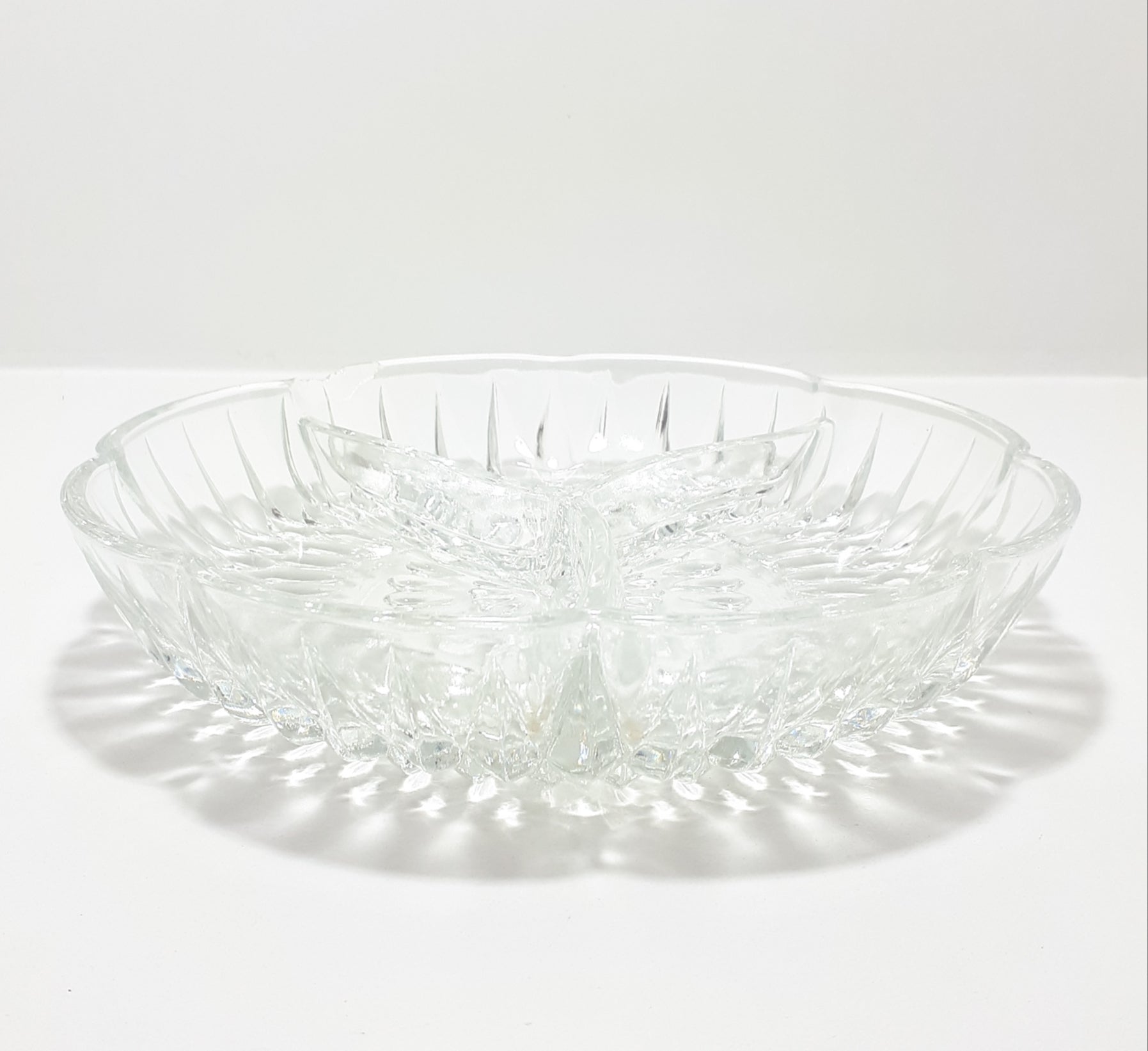 Vintage Glass 3-Division Snack Dish