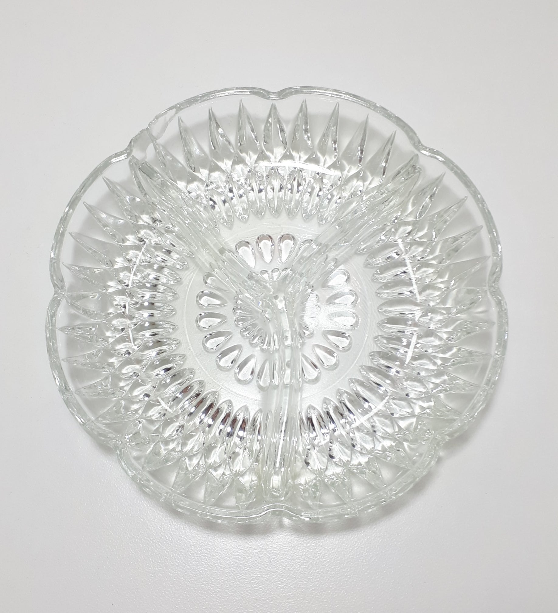 Vintage Glass 3-Division Snack Dish