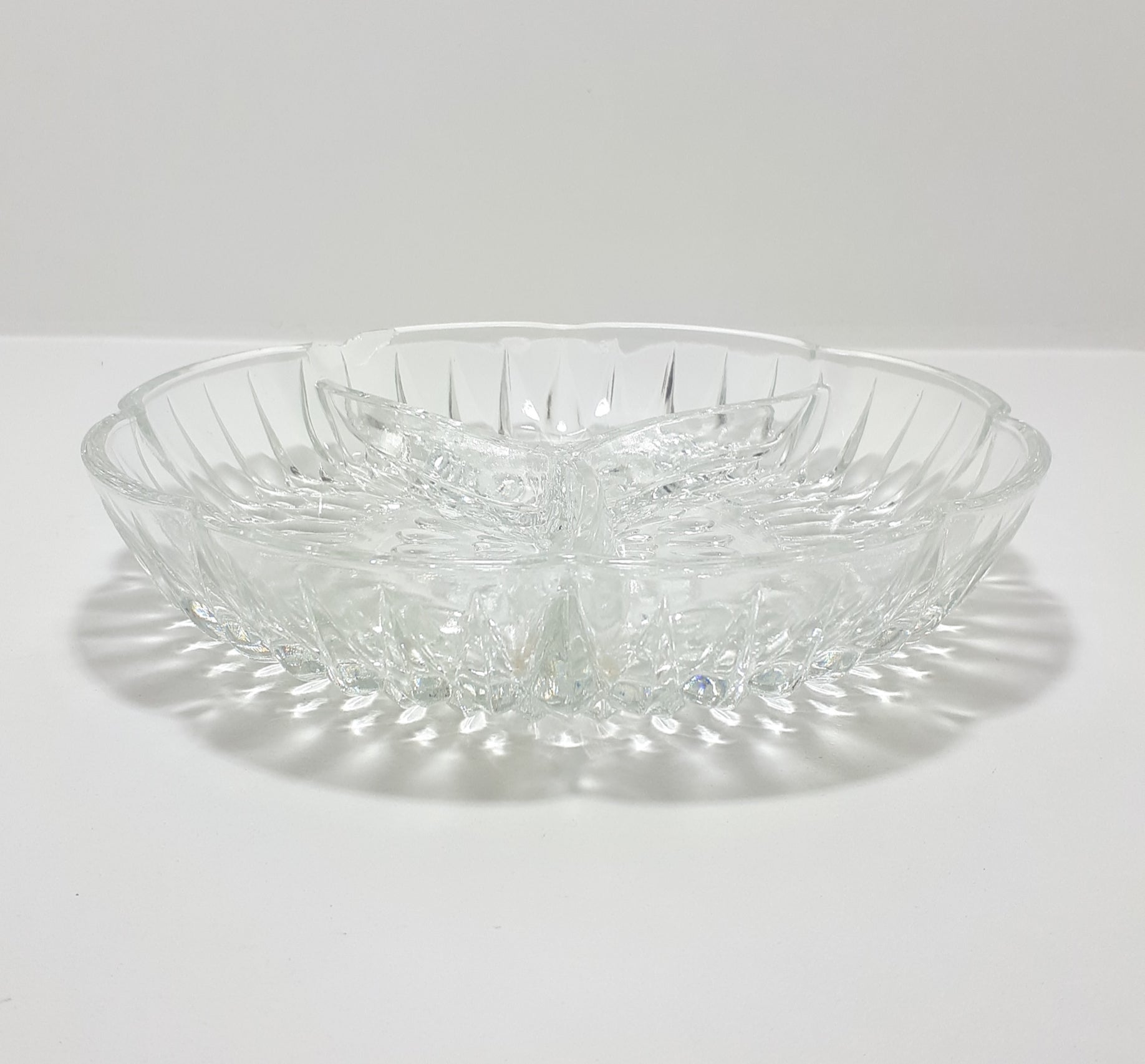Vintage Glass 3-Division Snack Dish