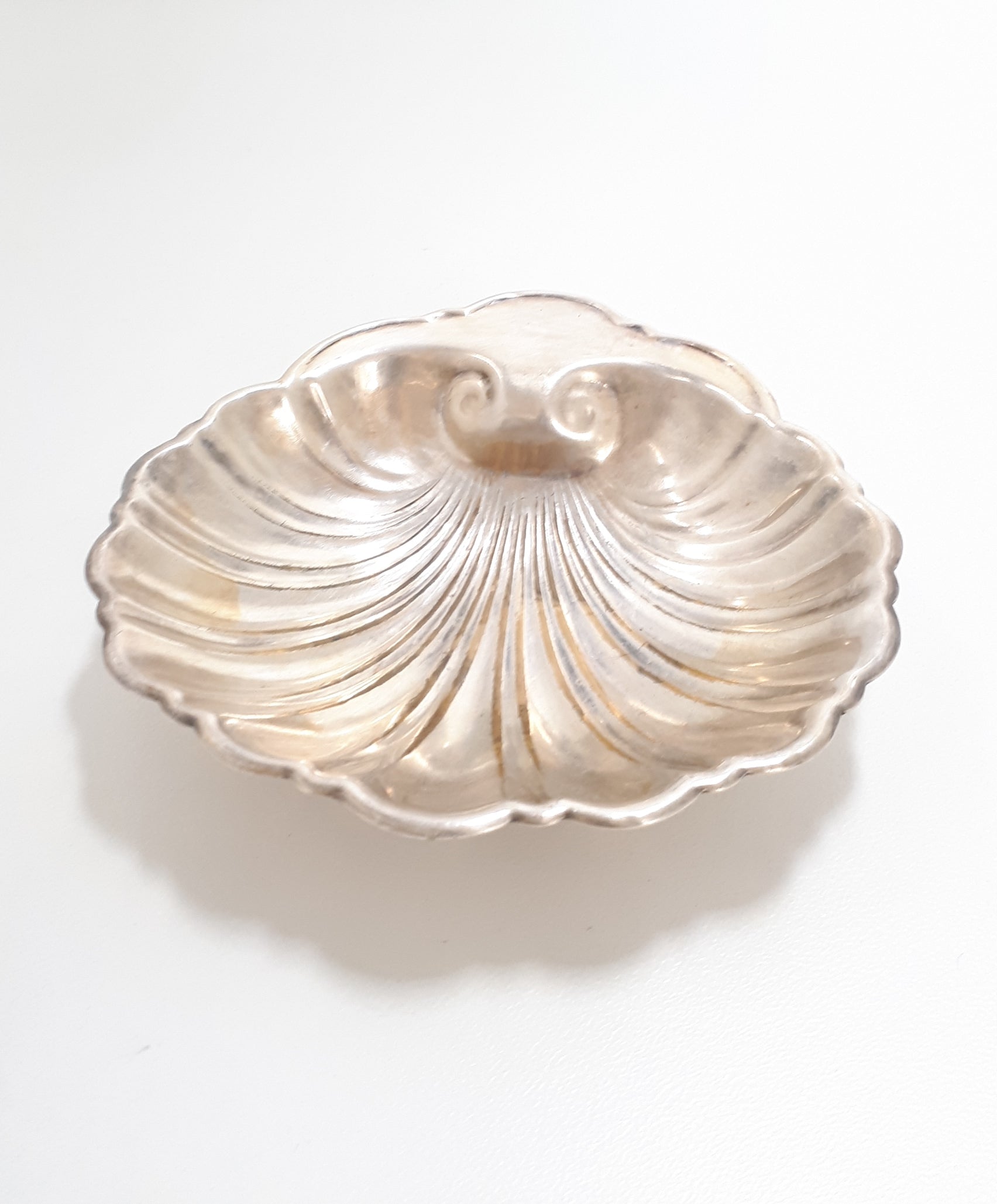 Vintage Mid-Century Silver Plated Scalloped Clam Shell Dish