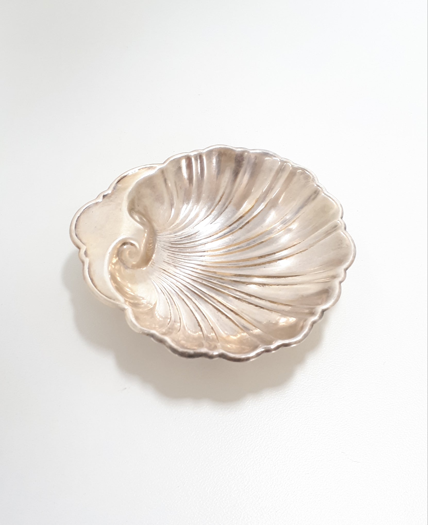 Vintage Mid-Century Silver Plated Scalloped Clam Shell Dish