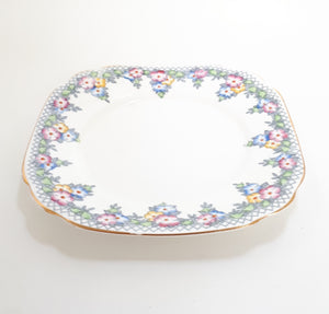 Vintage 1940’s Back Stamp Royal Albert “Trellis” (1546) Pattern Tea Plate – Countess Shape