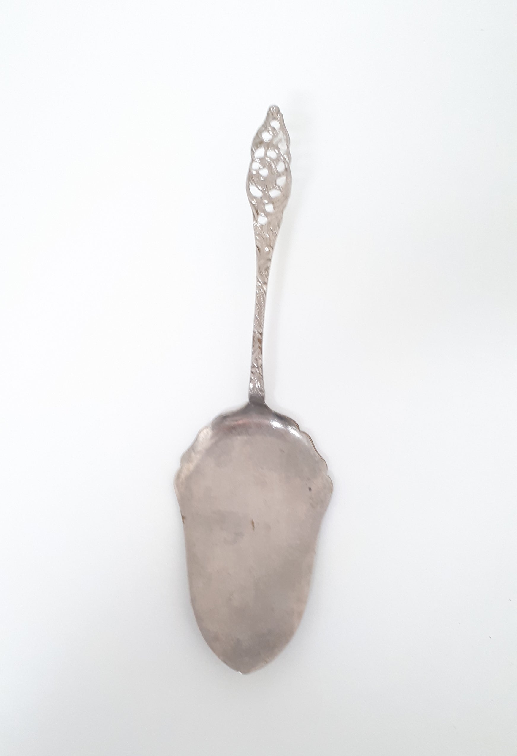 Vintage Dutch Silver Plated Cake Lifter With Parisienne Lace Handle Design