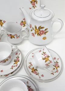 16 Piece Vintage Town House Yellow & Pink Rose Tea Set