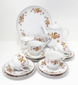 16 Piece Vintage Town House Yellow & Pink Rose Tea Set