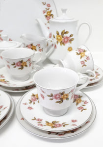 16 Piece Vintage Town House Yellow & Pink Rose Tea Set