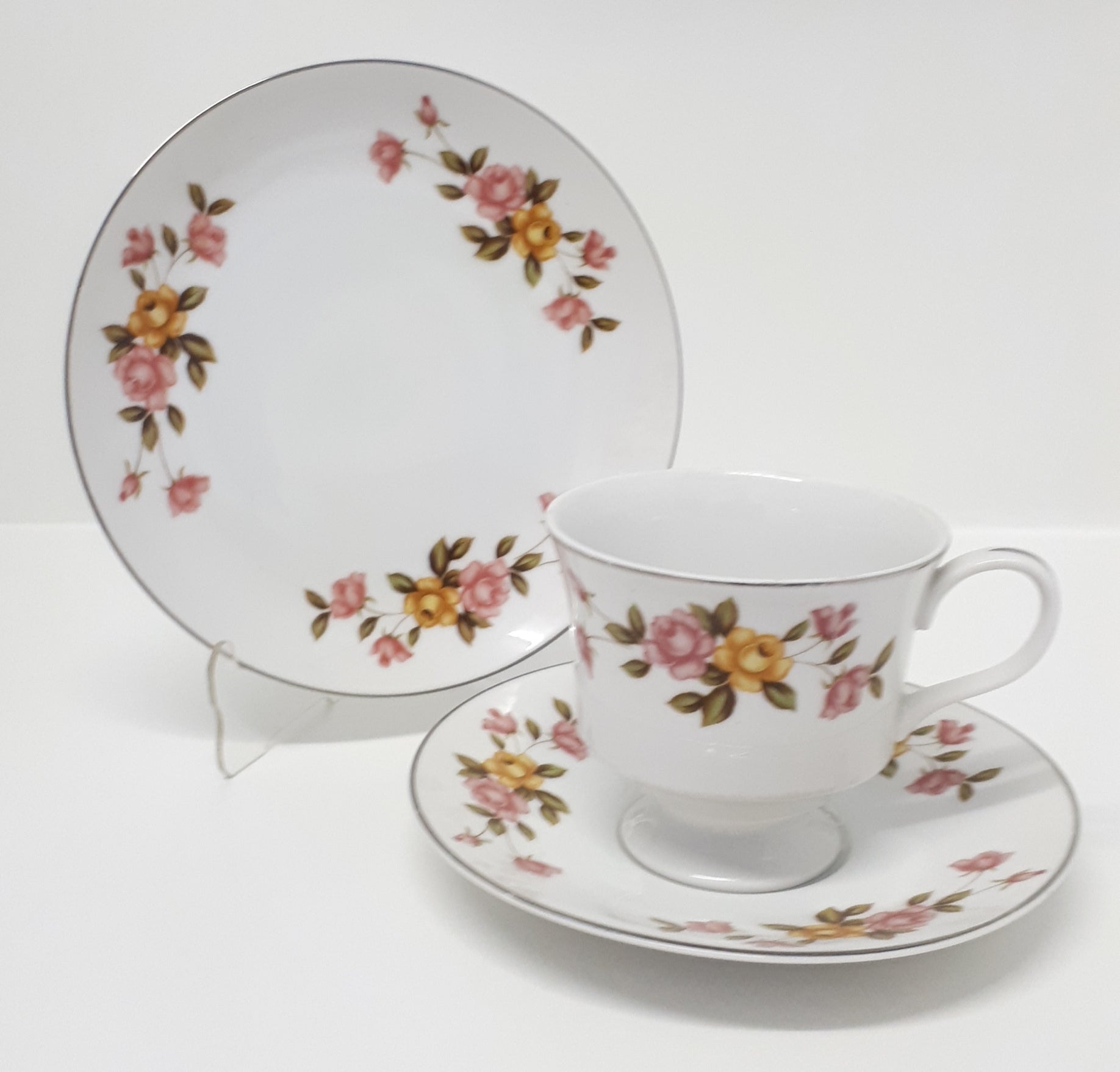 Vintage Town House Yellow & Pink Rose Tea Trio – Cup, Saucer & Tea Plate