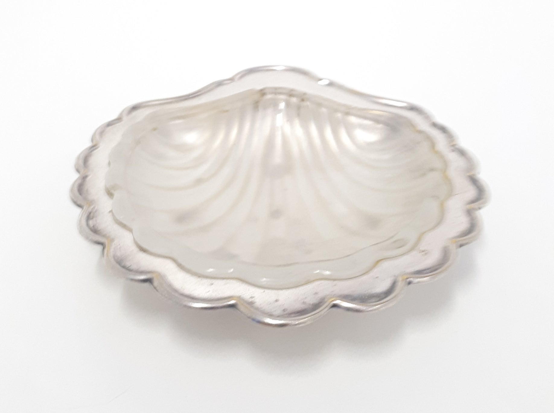 Vintage Silver Plated Shell Dish With Frosted Glass Liner