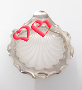 Vintage Silver Plated Shell Dish With Frosted Glass Liner