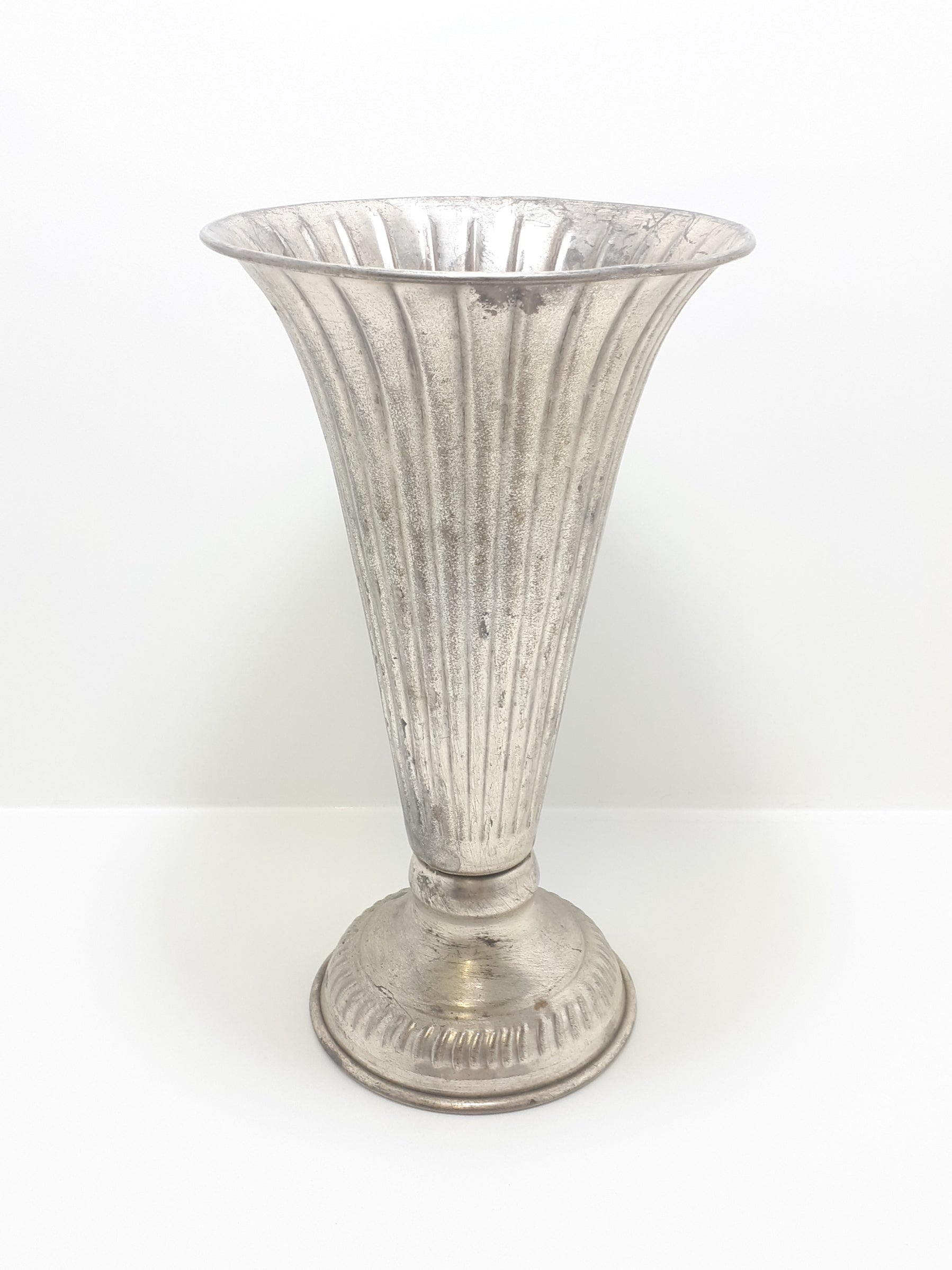 Fairly Large Vintage Silver Plated Trumpet Vase With Rolled Rim & Base