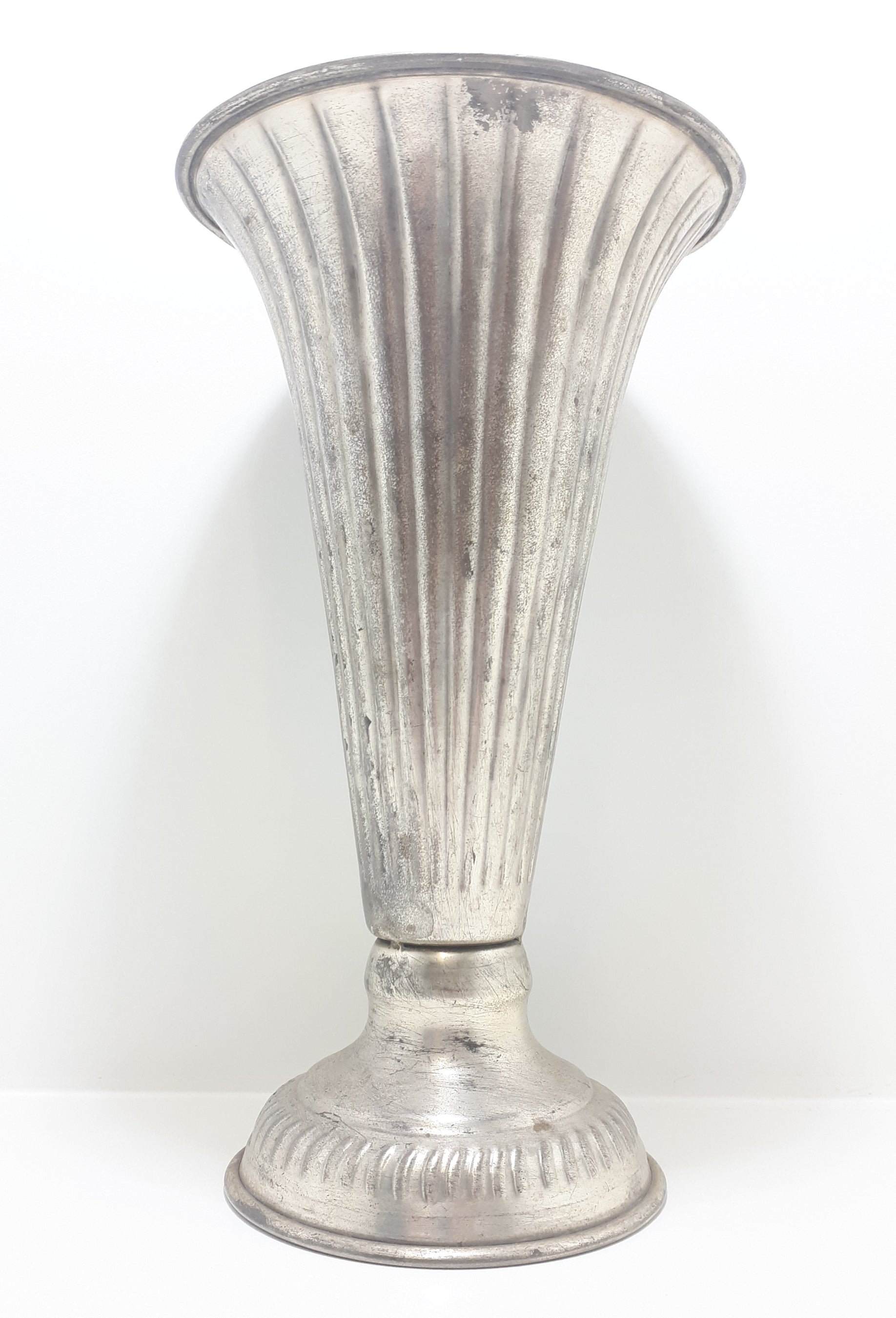 Fairly Large Vintage Silver Plated Trumpet Vase With Rolled Rim & Base