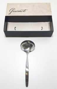 Vintage Boxed & Unused Stainless Steel Sauce / Gravy Ladle With Lynne Handle Design