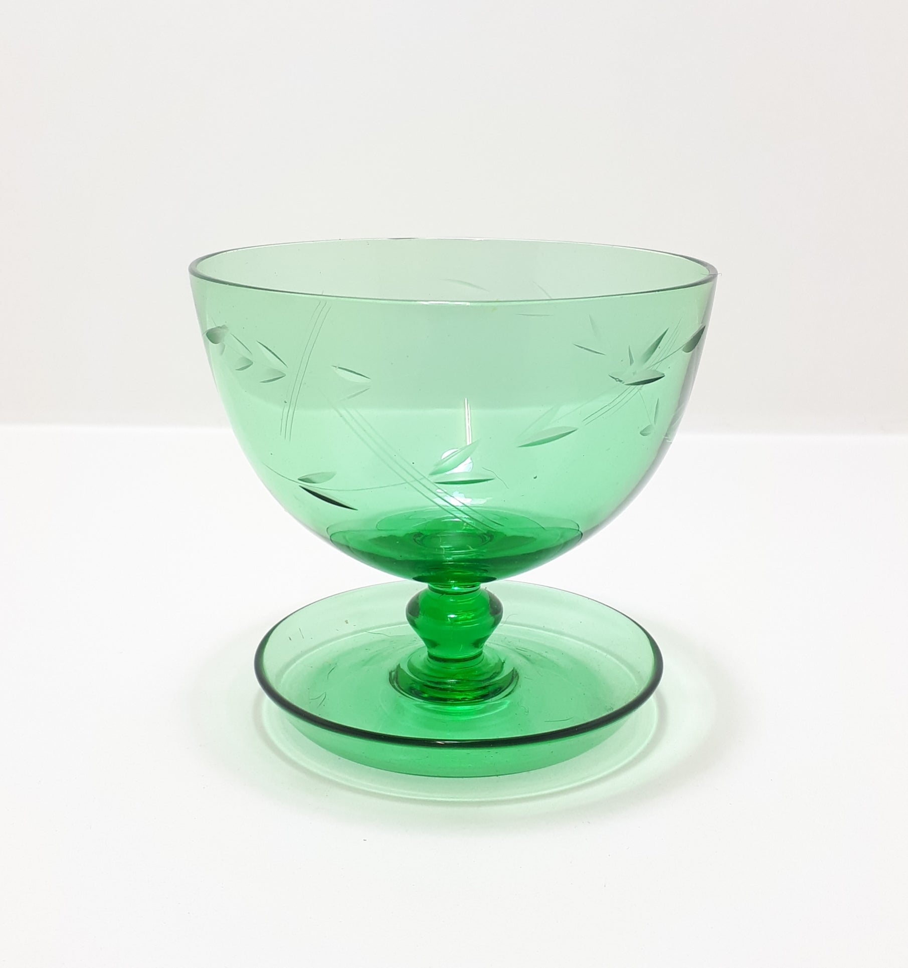 Small Dark Green Glass Pedestal Bowl With Wheat Pattern
