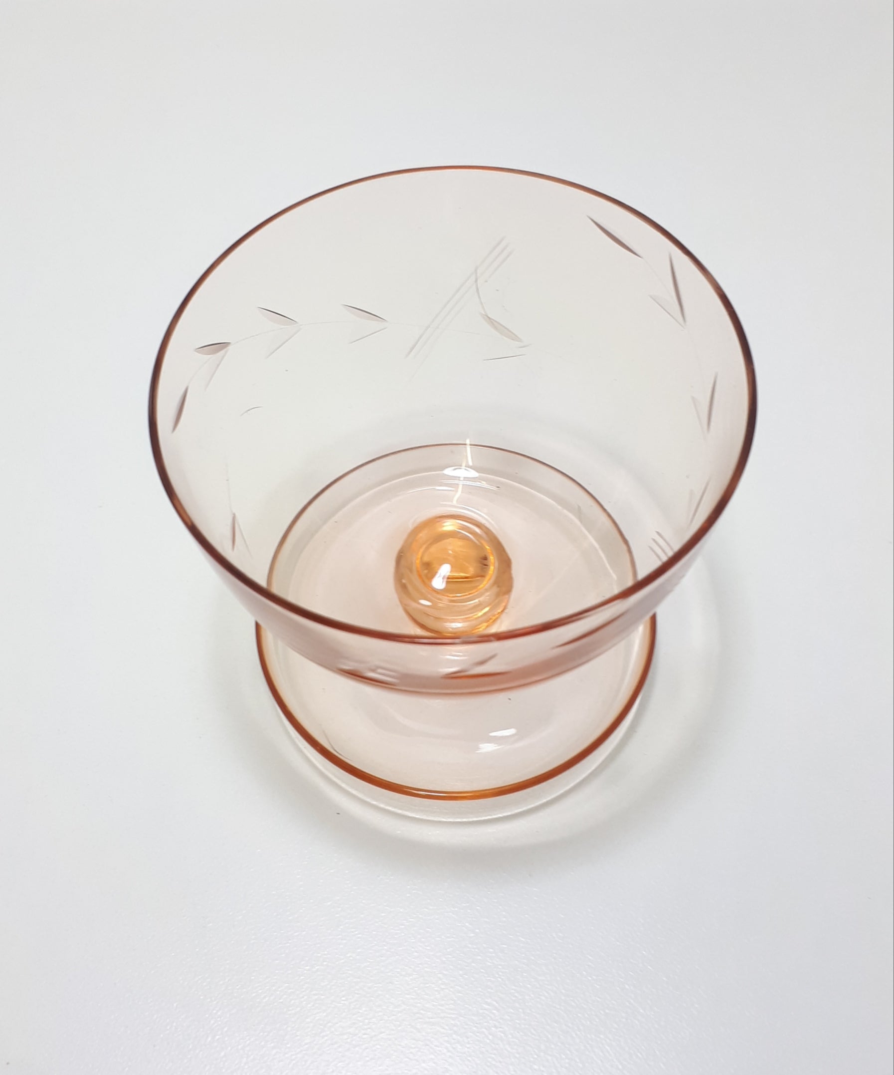 Small Peach Coloured Glass Pedestal Bowl With Wheat Pattern