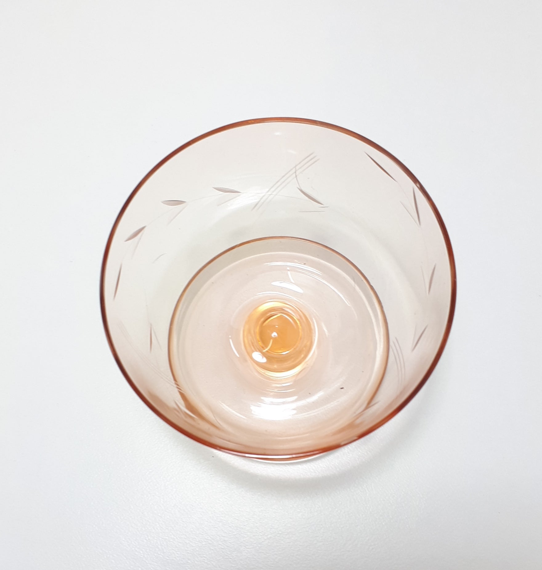 Small Peach Coloured Glass Pedestal Bowl With Wheat Pattern