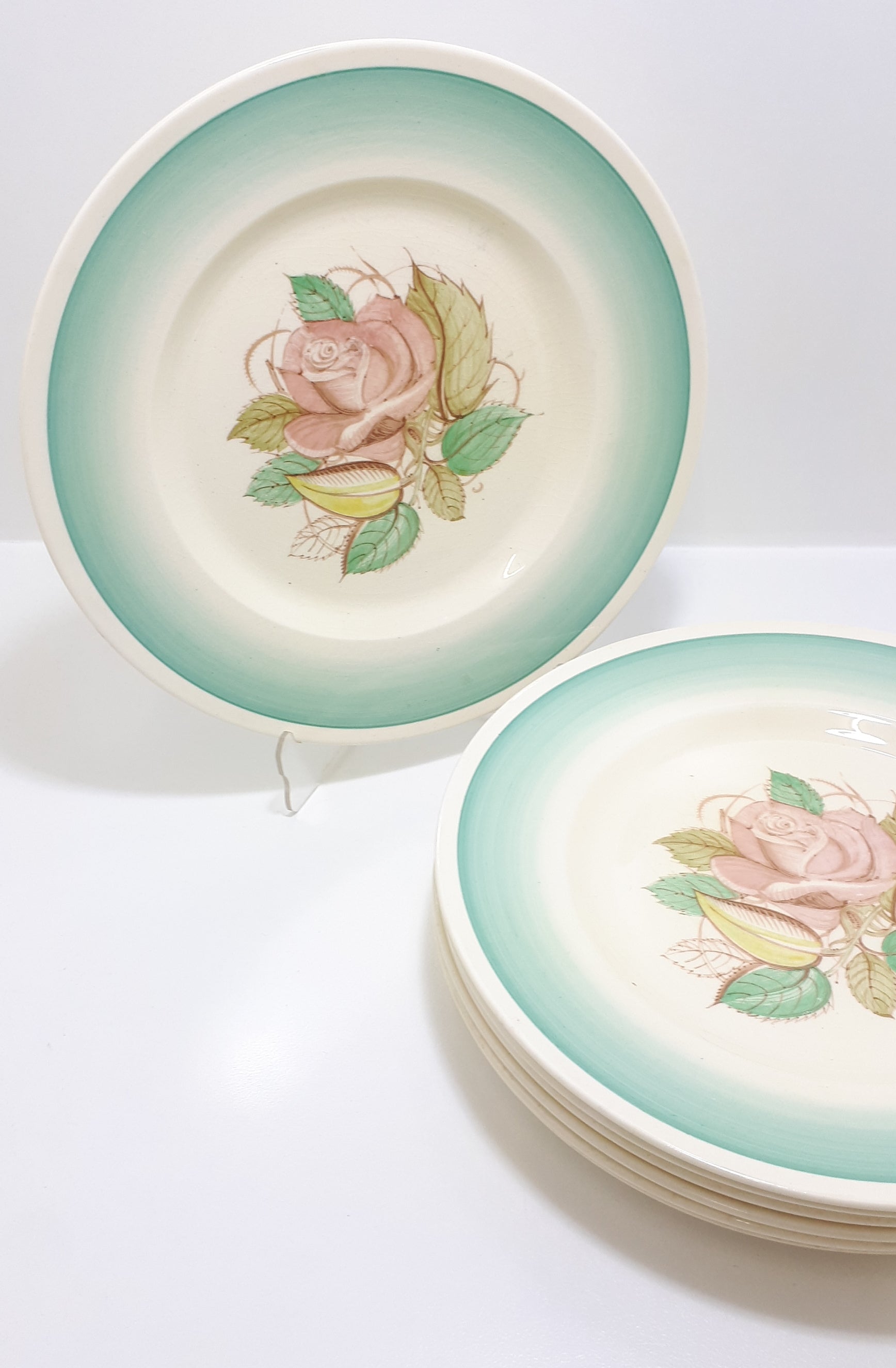 Susie Cooper Set of Bread / Salad Plates – Patricia Rose Pattern