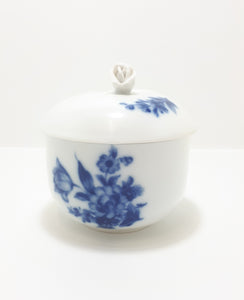 Czechoslovakian Flow Blue Dubí u Teplic (1945-1989) Tea Service Set – Tea Pot, Creamer & Lidded Sugar Bowl