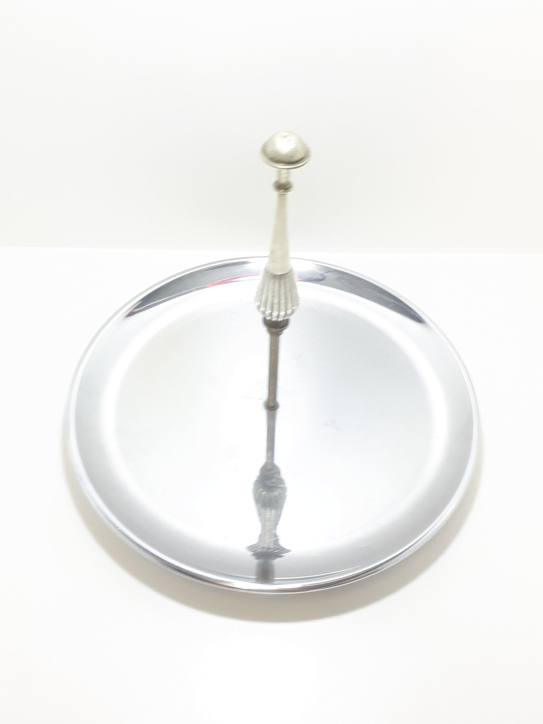 Large Vintage Round Centerpiece Cake / Pastry Display / Presentation Tray