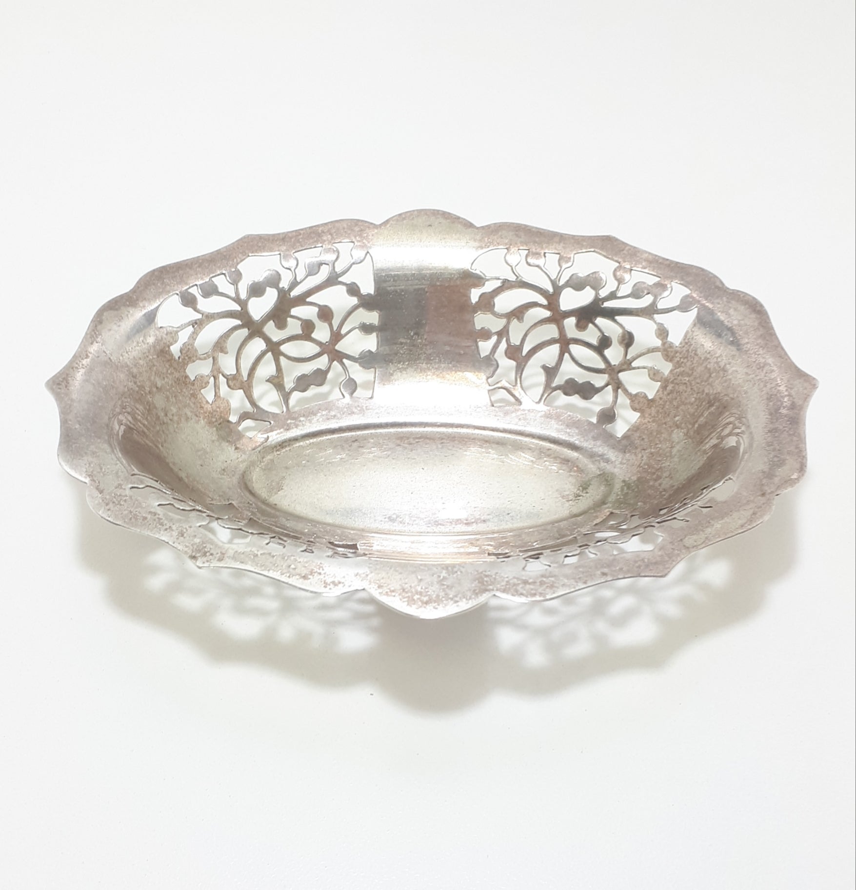 Small Oval Silver Plated Reticulated Pierced Metal Bowl