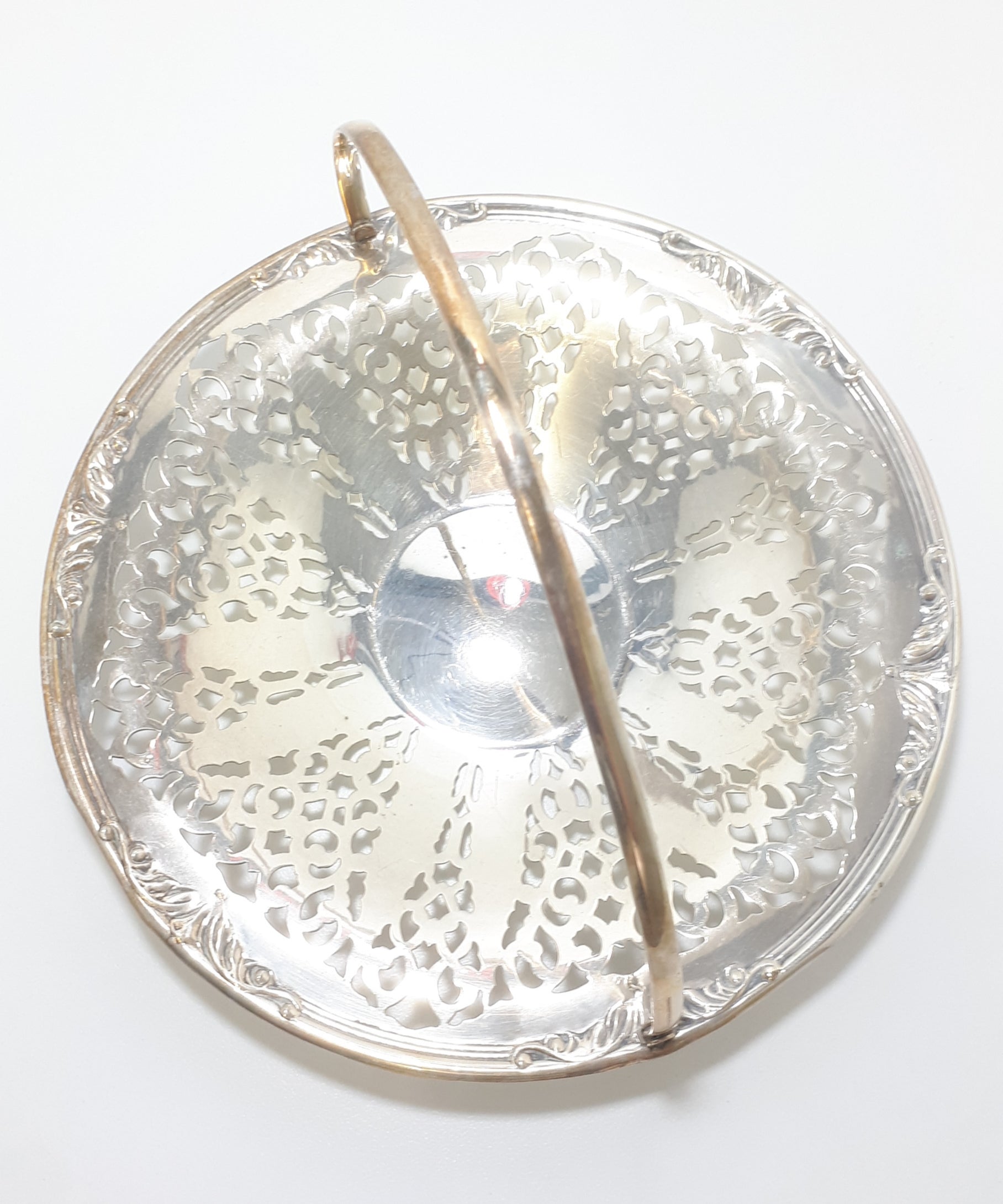 Yeoman EPNS Silver Plated Reticulated Pierced Metal Basket With Swing Handle