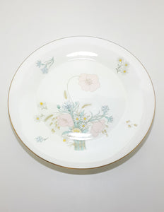 1977-1990 Royal Doulton Collectable Fine Porcelain Dinner Plate