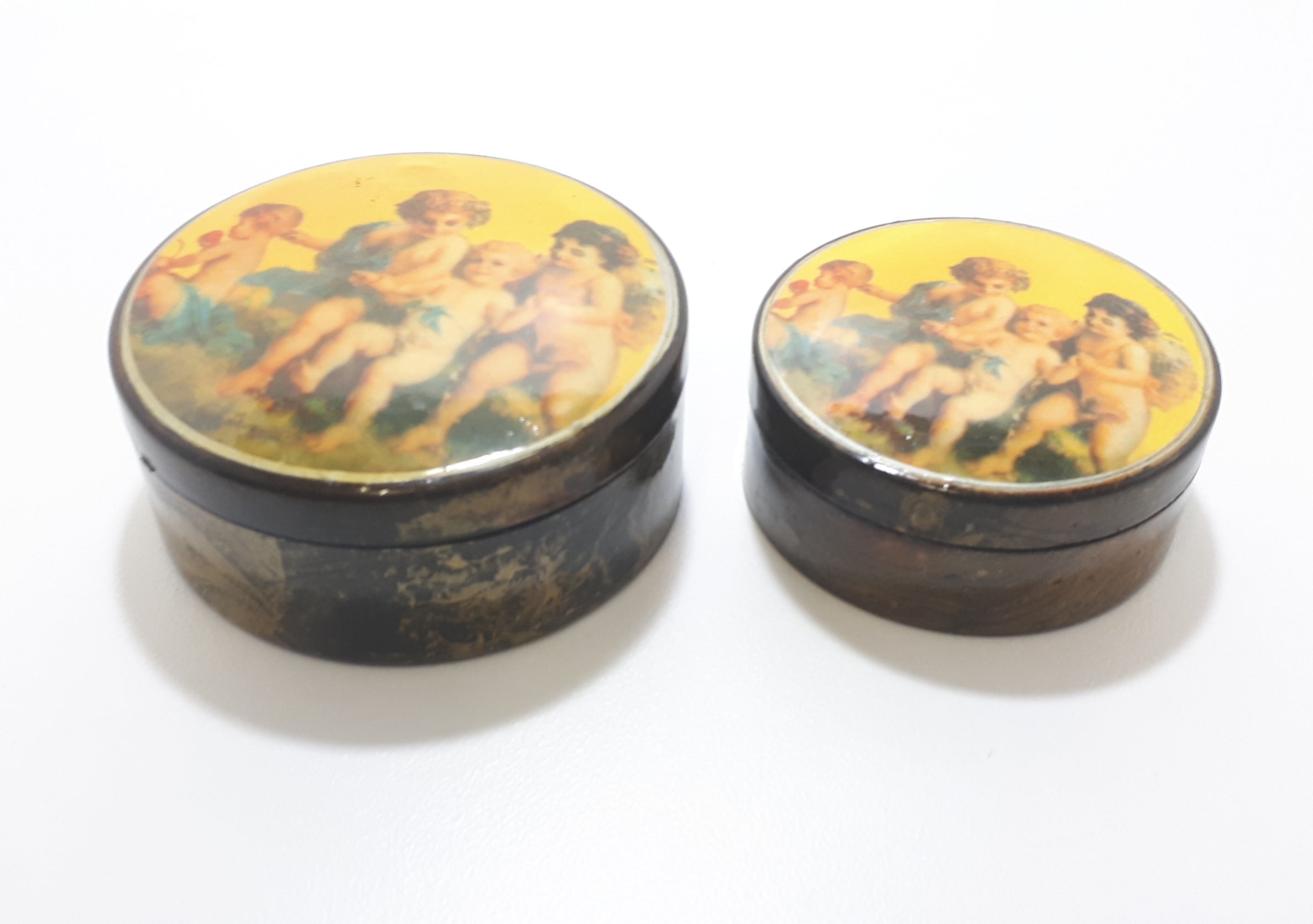 Pair Of Vintage Black & Gold Lacquered Nesting Trinket Boxes - Cherubs