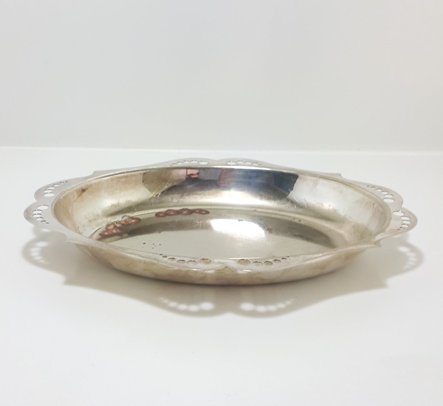 Vintage Oval Shaped Silver Plated Yeoman Serving Dish