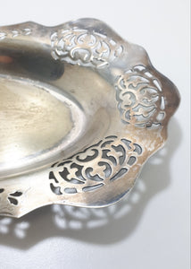 Vintage Silver Plated Reticulated Pierced Van Riebeeck Plate Presentation Dish