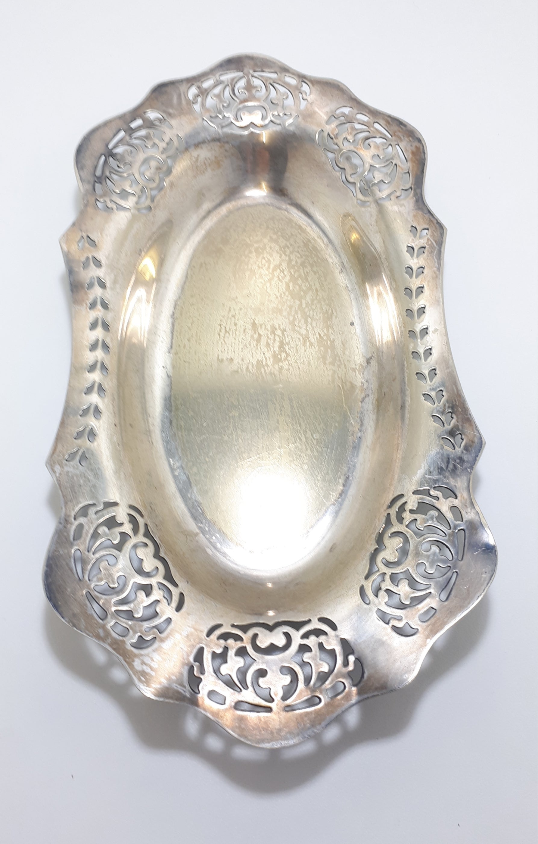 Vintage Silver Plated Reticulated Pierced Van Riebeeck Plate Presentation Dish