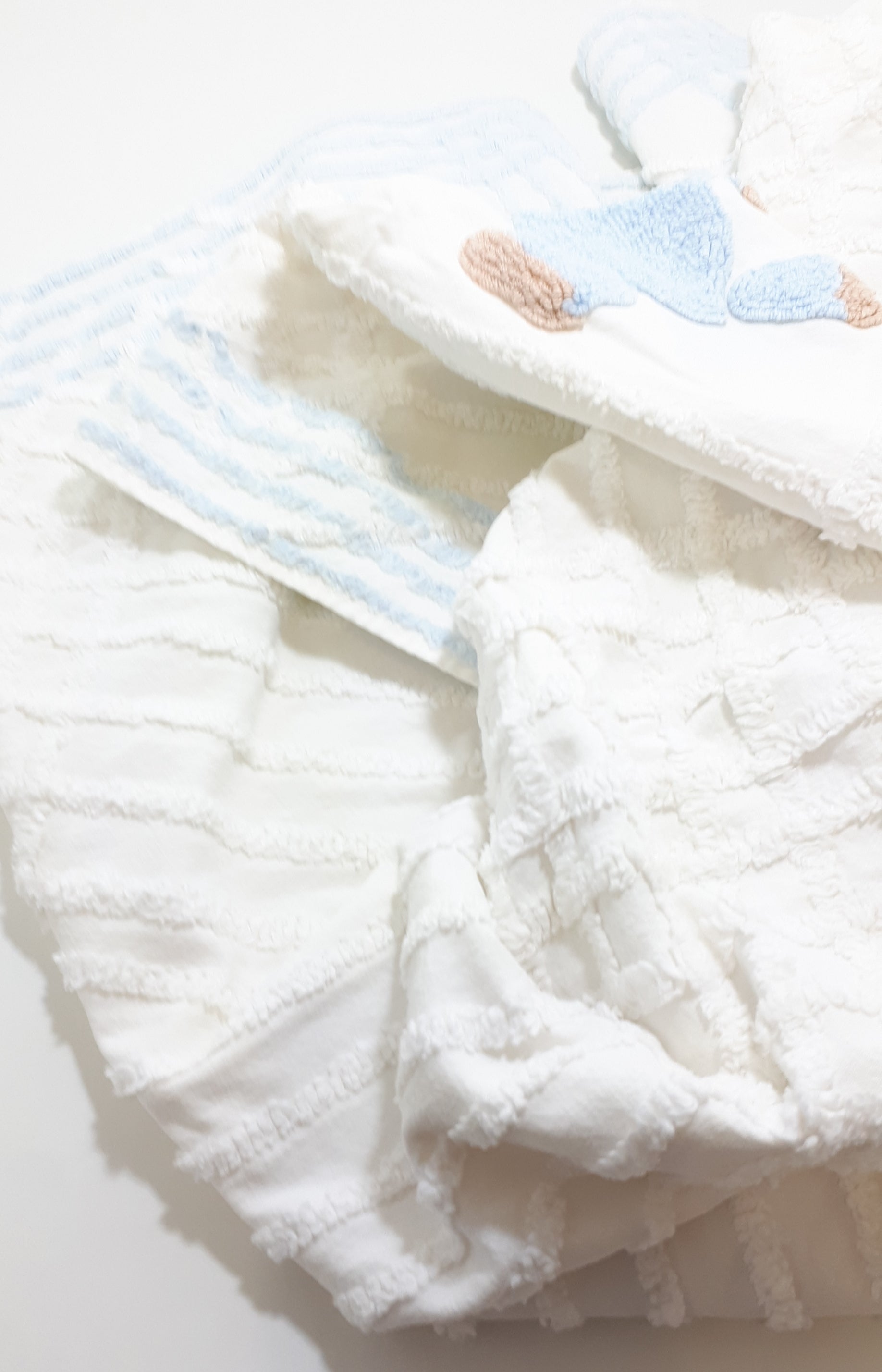 Vintage Textile Teddy Bear Baby Linen Wrap / Blanket – Cotton
