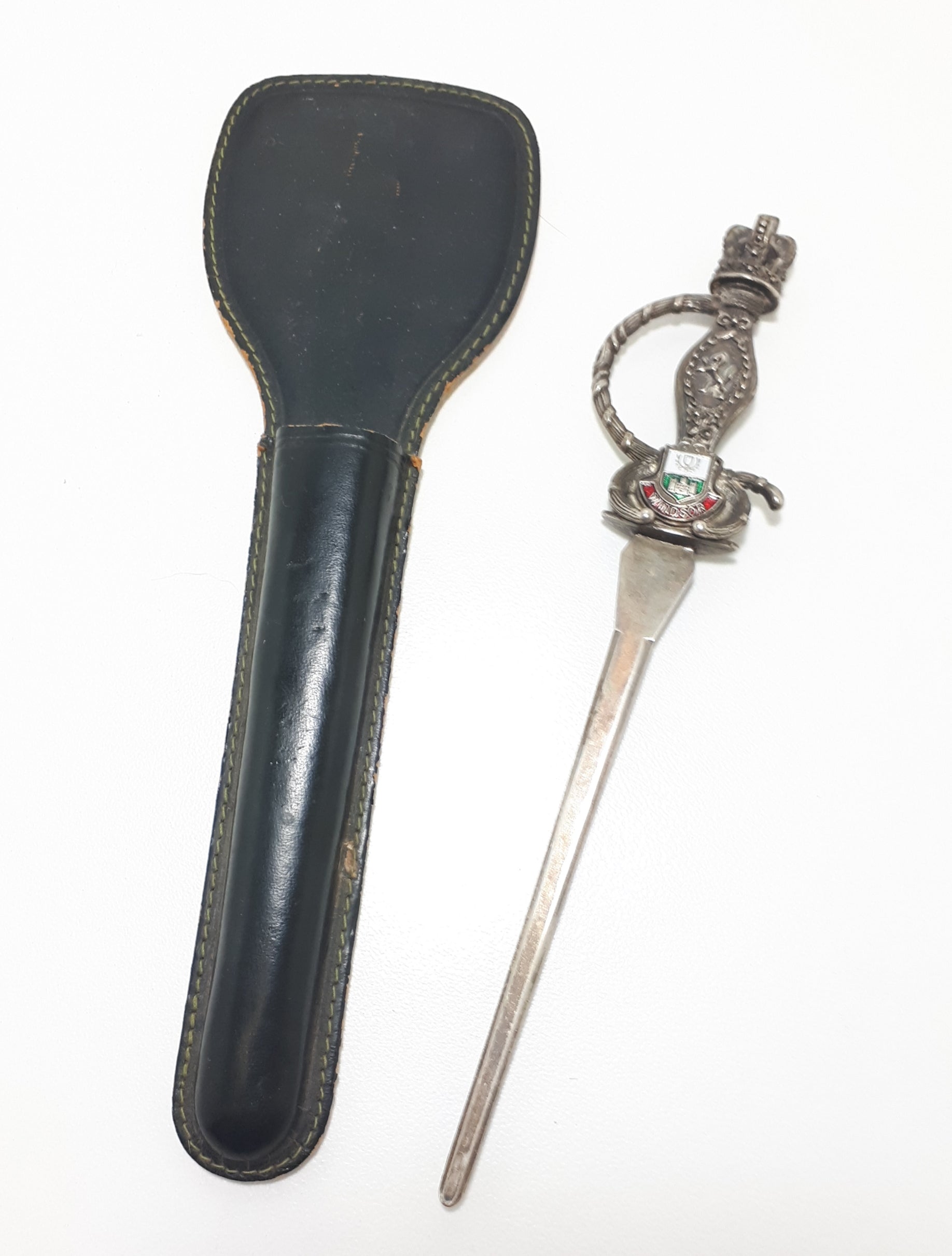 Windsor Souvenir Sword Letter Opener With Genuine Leather Sheath