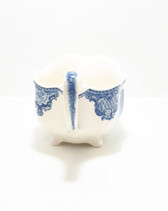 Ceramic Johnson Bros “Old Britain Castles” Blue Sauce / Gravy Boat