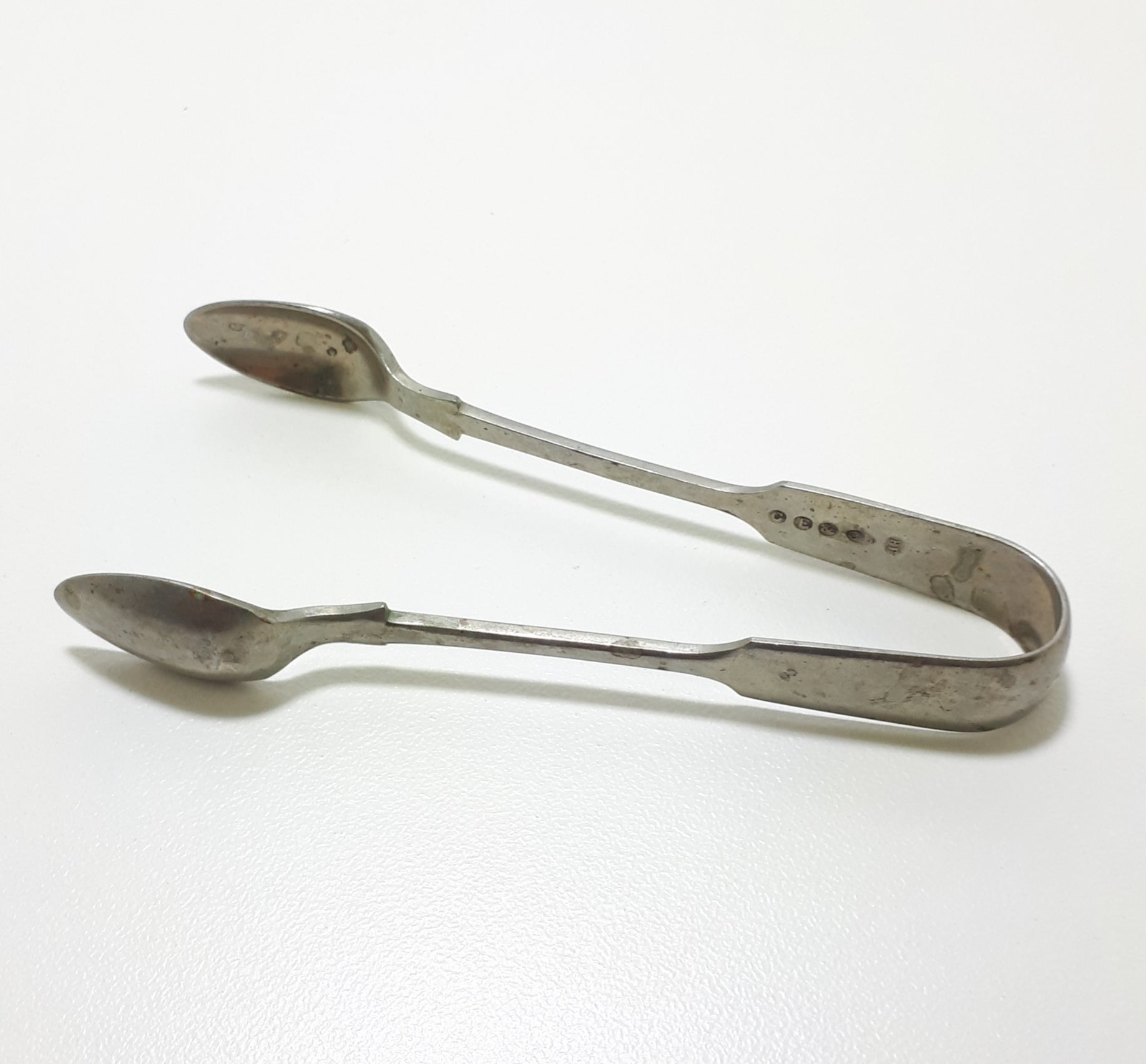 1855-1900 Antique Silver Plated Charles Ellis & Co. Sheffield Sugar Nips / Tong